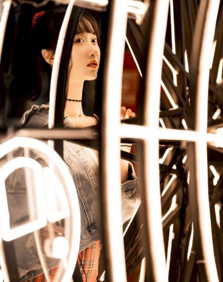 吟呻老女人HD_1080P高清电影在线