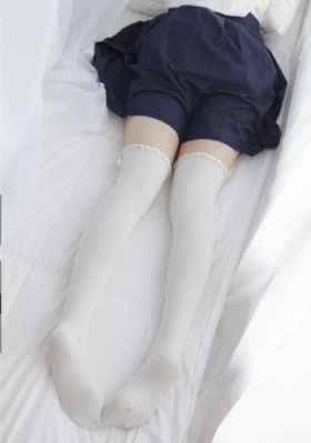 女警花跪趴着撅着白嫩屁股_720免费观看韩国