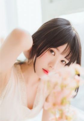 制服伦理片_完整版电影在线观看